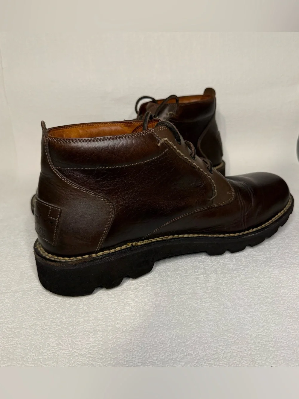 H.S. Trask Men’s 11 Brown Genuine Bison Leather Chukka Boots Vibram 1178